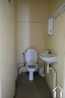 Begane grond, toilet 1